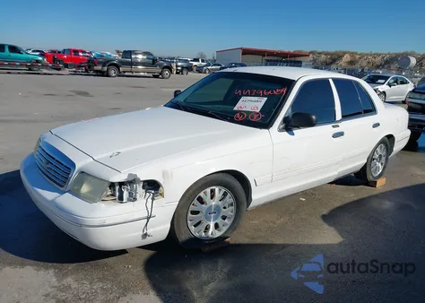 2004 Ford Crown Victoria Lx z USA, uszkodzony, nr VIN 2FAFP74W14X149804